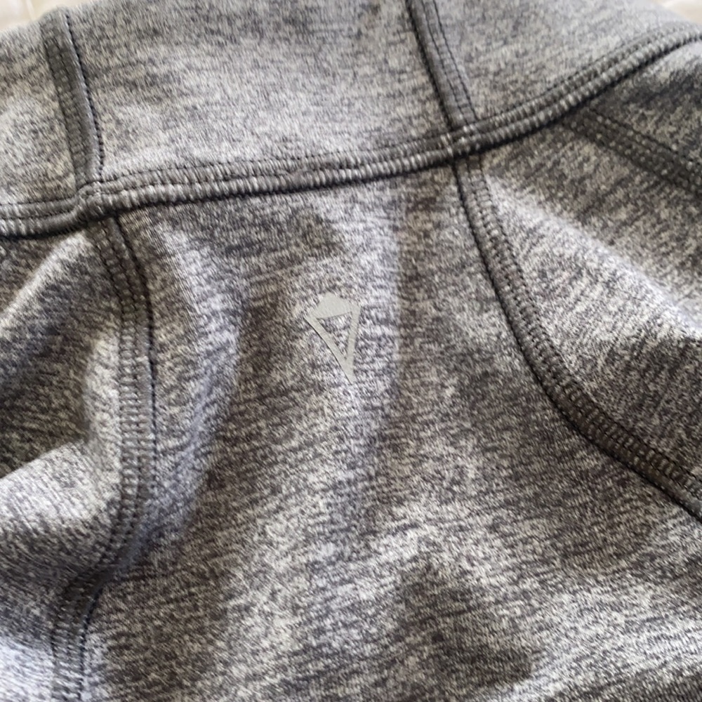 Ivivva jacket - Picture 9 of 9